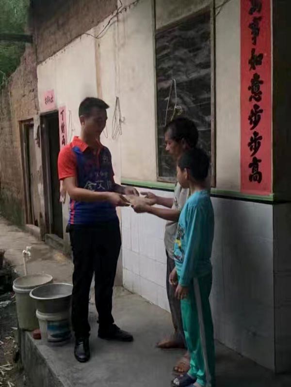 健康運動，致力善舉，興寧金艾陶足球隊好樣的！