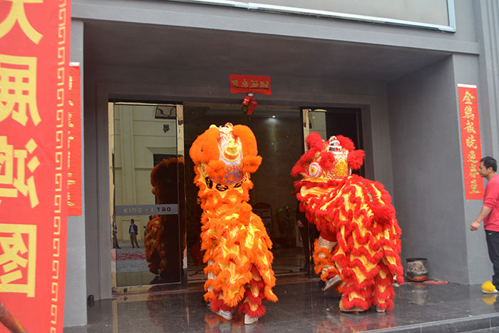 金艾陶新年開工，2017擼起袖子拼命干！