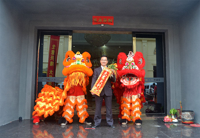 金艾陶新年開工，2017擼起袖子拼命干！