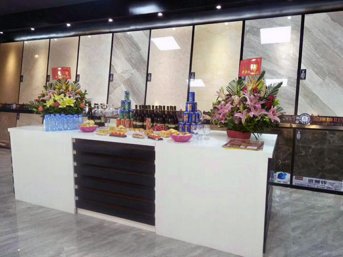 陶瓷一線品牌金艾陶瓷磚澄海店十一開業，好禮、優惠送不停