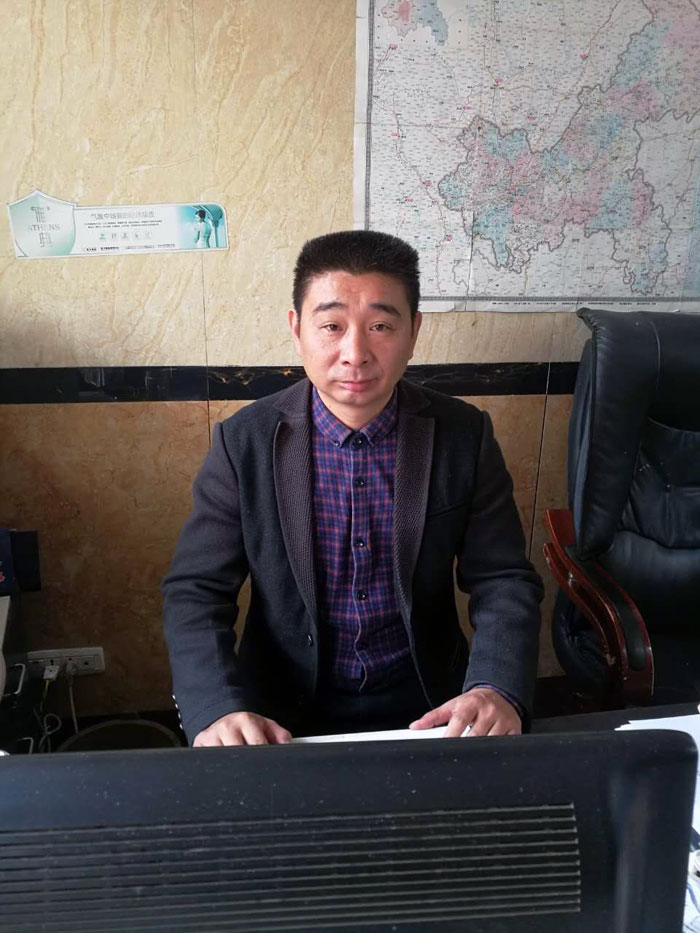 金艾陶瓷磚重慶大足區代理商胡洪軍：沒有做不成的事，只有不會做事的人